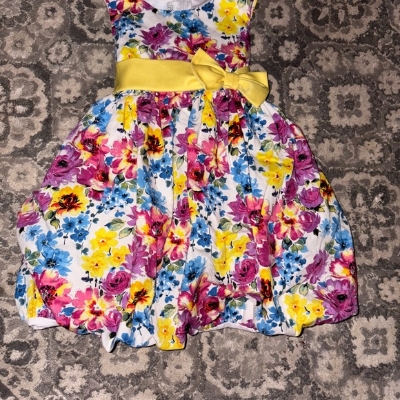 Lot of dresses and coat size 4T name brand - Picture 2 of 12